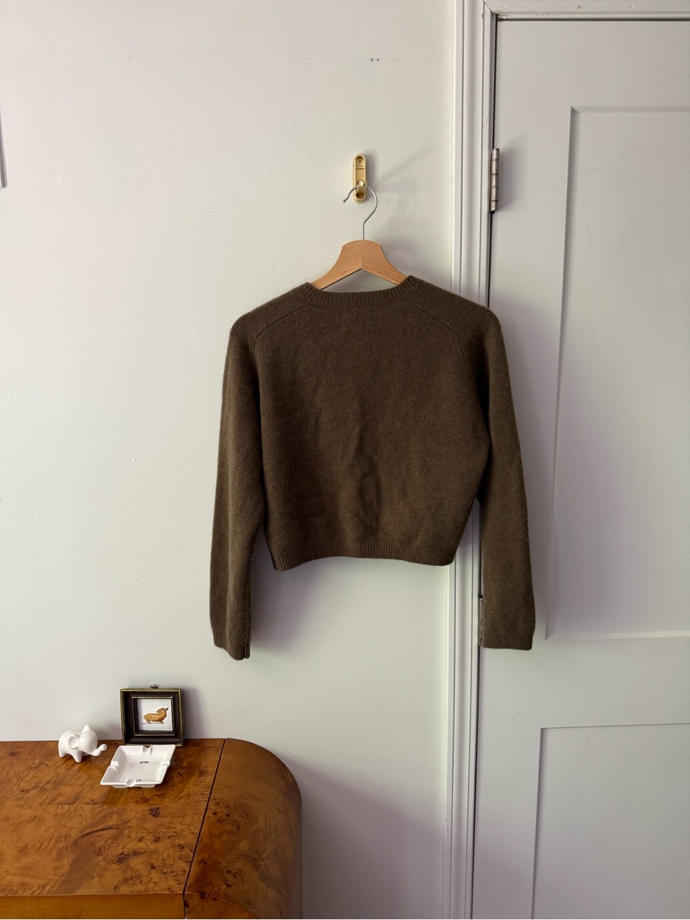 Doen cashmere ashford cardigan in forest green moss - Picture 5 of 5